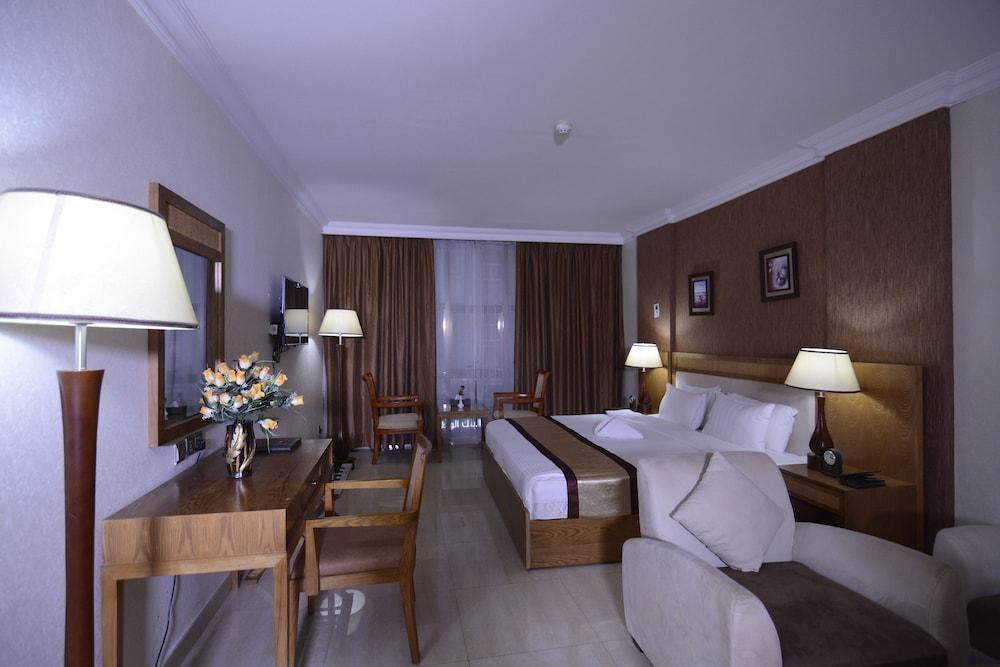 City Center Hotel Mawalih Екстериор снимка